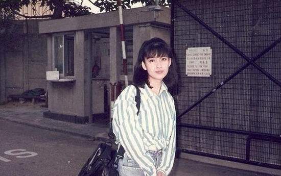 李克勤和周慧敏的经典歌曲_李克勤周慧敏的歌_周慧敏李克勤生活趣事
