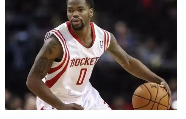 篮球扣篮大赛历史第一人是谁_nba一场比赛扣篮最多的是谁_nba一场扣篮最多