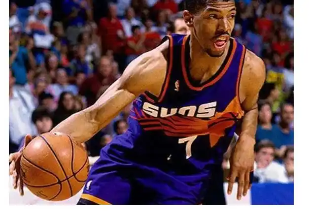 nba一场比赛扣篮最多的是谁_篮球扣篮大赛历史第一人是谁_nba一场扣篮最多