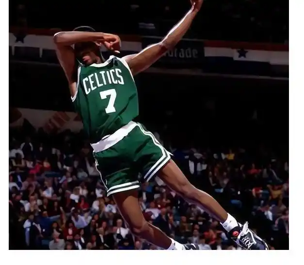 nba一场扣篮最多_篮球扣篮大赛历史第一人是谁_nba一场比赛扣篮最多的是谁