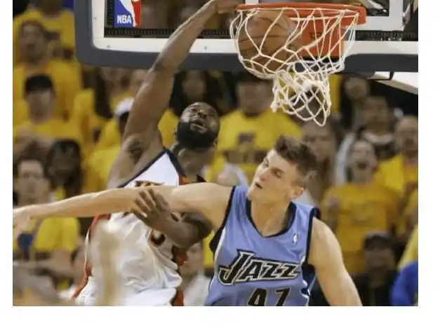 nba一场扣篮最多_篮球扣篮大赛历史第一人是谁_nba一场比赛扣篮最多的是谁