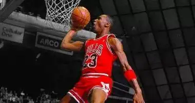 一人扣篮全队起跳_nba一场扣篮最多_篮球扣篮大赛历史第一人是谁