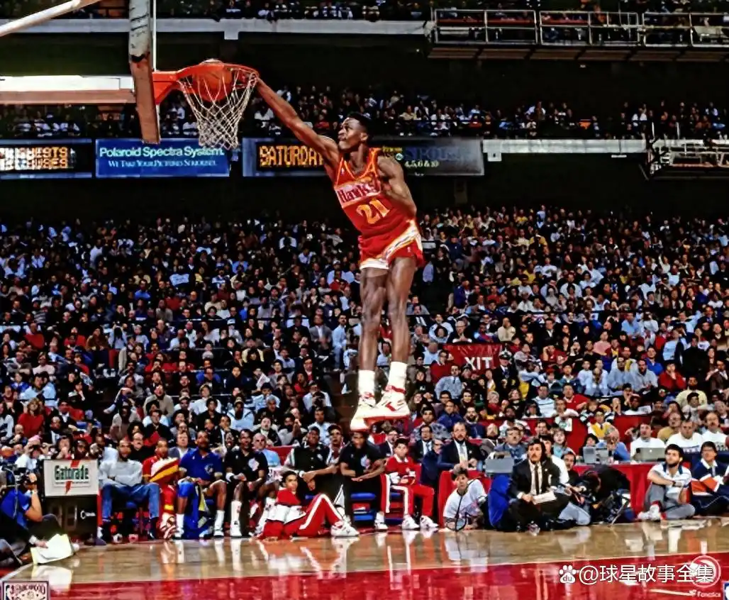 nba一场扣篮最多_篮球扣篮大赛历史第一人是谁_一人扣篮全队起跳