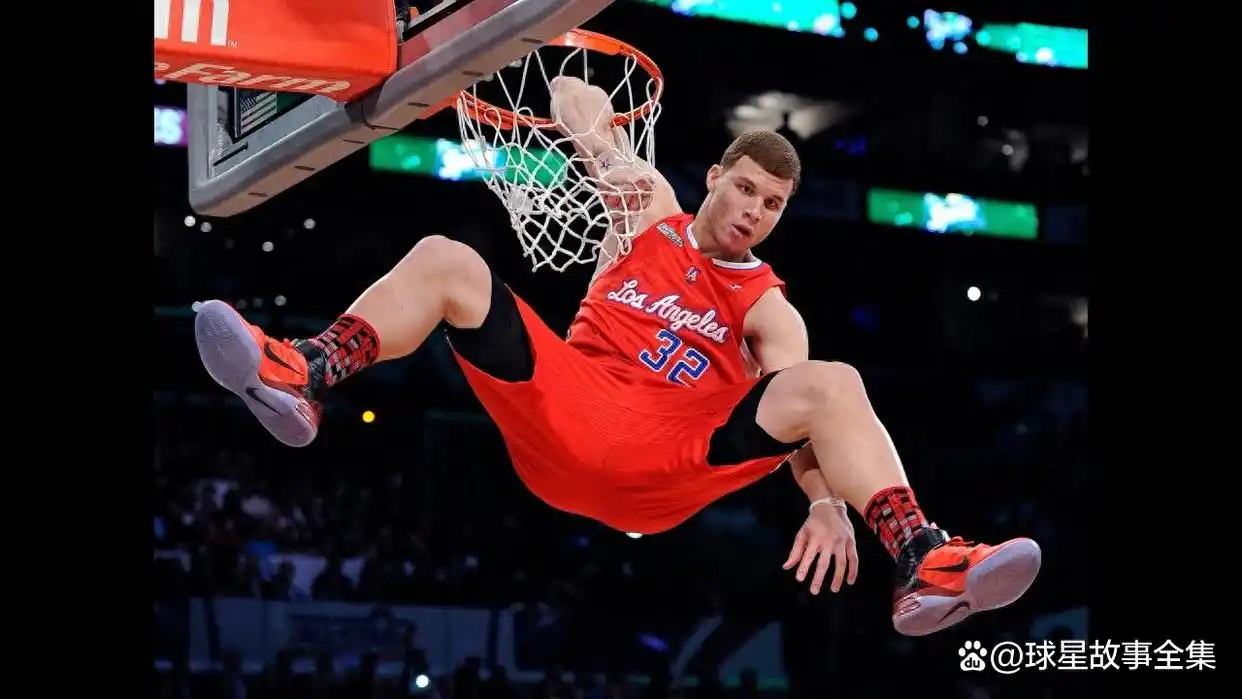 nba一场扣篮最多_篮球扣篮大赛历史第一人是谁_一人扣篮全队起跳