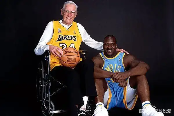 史蒂夫篮球运动员_史蒂夫打篮球技巧_nba史蒂夫