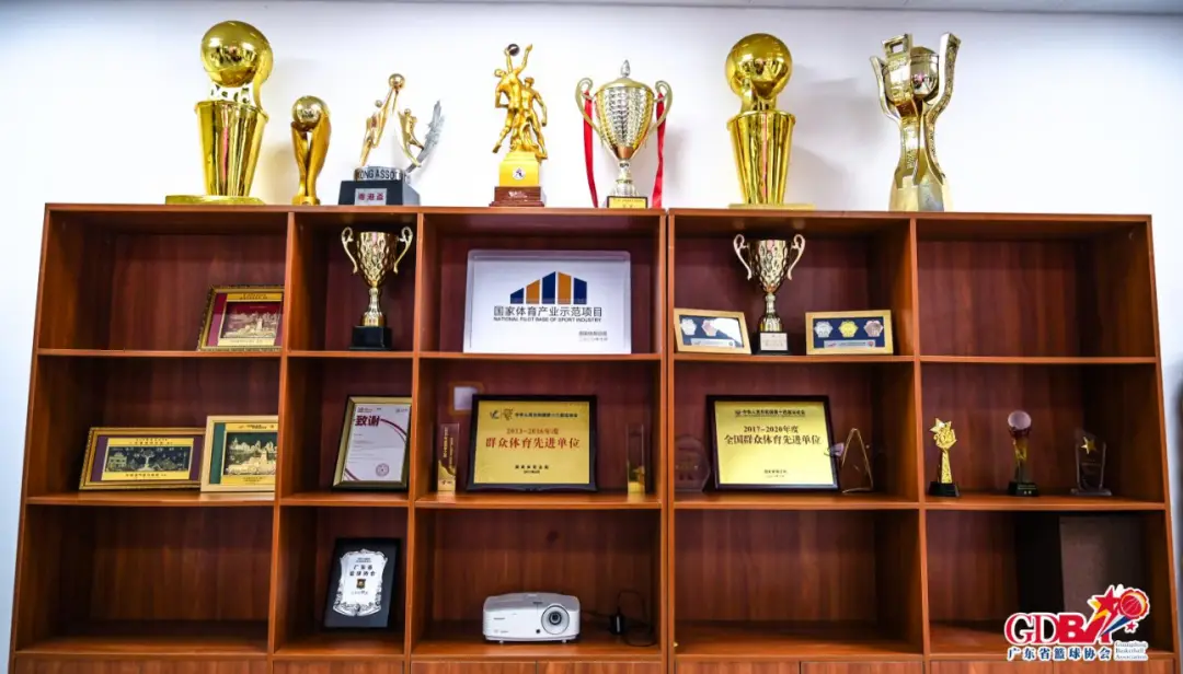 广东省小学生篮球比赛_广东省小篮球联赛u12_广东省小篮球赛规则