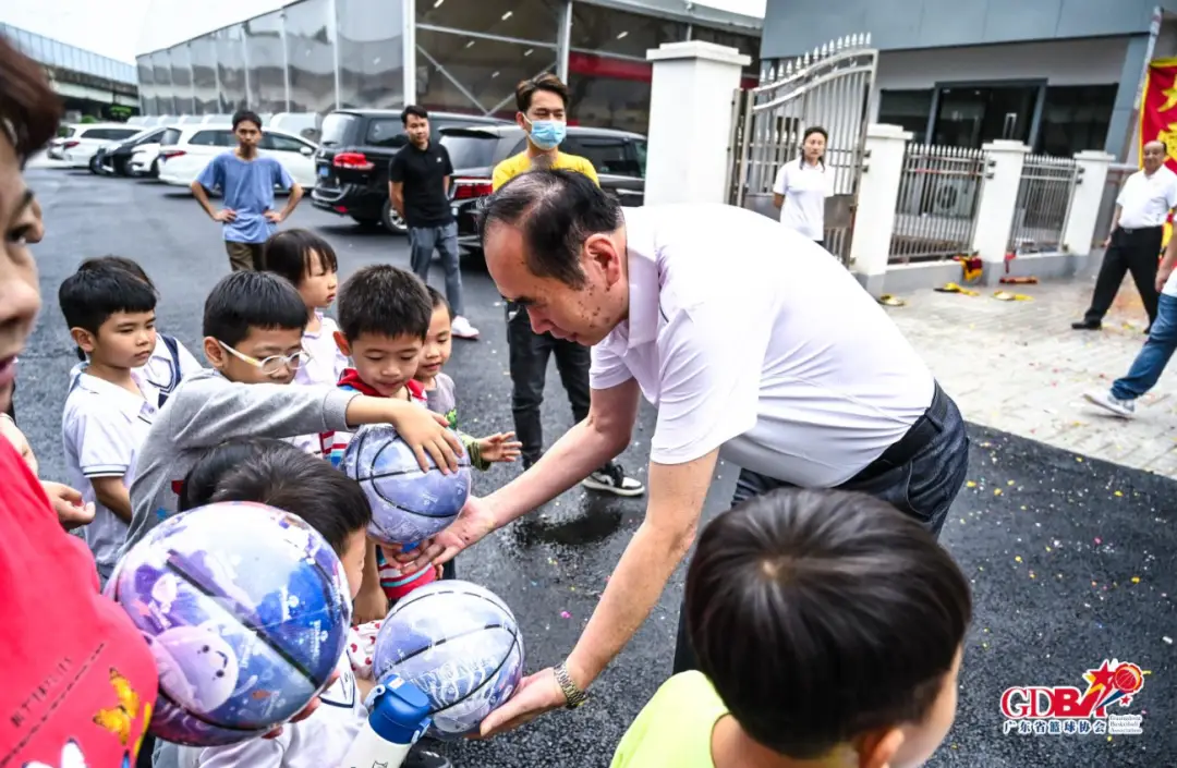 广东省小篮球赛规则_广东省小学生篮球比赛_广东省小篮球联赛u12