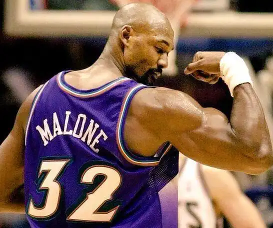 篮球里的历史_篮球nba历史球员排名_历史7号篮球球员是谁