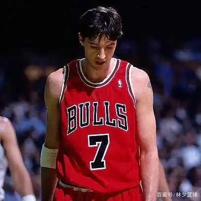 篮球里的历史_篮球号都是谁_历史7号篮球球员是谁