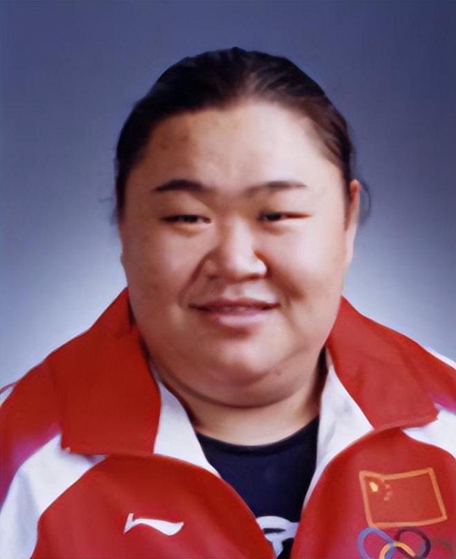 举重2012奥运冠军女_奥运举重冠军女儿_奥运举重冠军女子