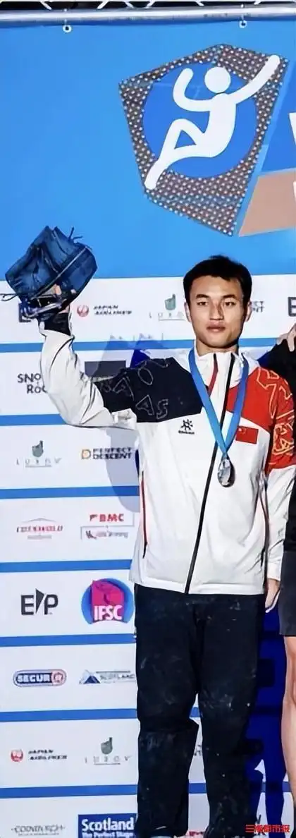 举重女子世界纪录_世界女子举重冠军排名_2021举重女子冠军