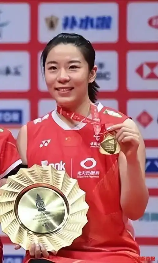 2021举重女子冠军_世界女子举重冠军排名_举重女子世界纪录