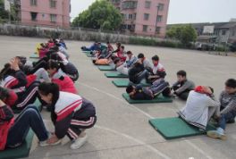 篮球示意图怎么画_女性内脏结构示意图图_篮球规则结构示意图图片