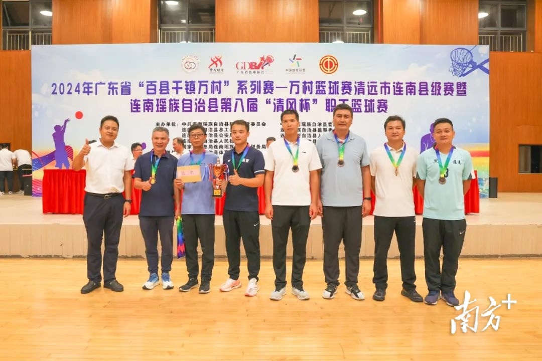 职工篮球赛致辞_职工篮球赛开幕词致辞_集团职工篮球赛勇夺冠军
